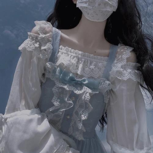 蒂科与鲨鱼